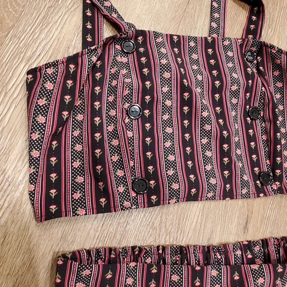Cute Top & Bottom Set ๐๐ค๐ - Picture 4 of 8